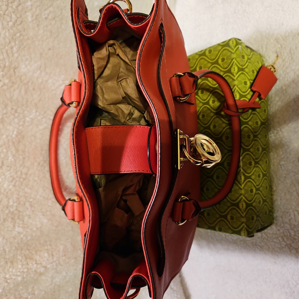 Michael Kors Large Hamilton Tote Watermelon W/ Goldtone Hardware Large - Picture 7 of 8